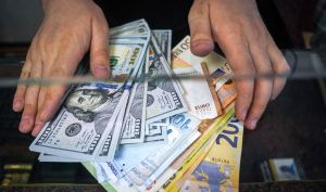 بررسی آخرین تحولات در بازار ارز و سکه