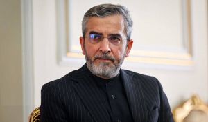 توافق ایران و عمان برای تدوین رویه جدید عبور و مرور در تنگه هرمز