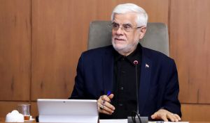 عارف : فرار مالیاتی دانه‌درشت‌ها باید ریشه‌کن شود