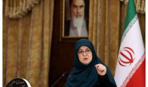 مهاجرانی : دولت تا پای جان در کنار مردم ایستاده است