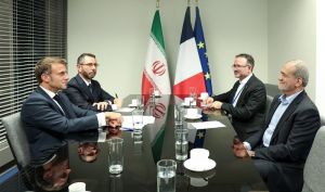 مکرون در تماس با پزشکیان: بیش از هر زمان دیگری به یک راه‌حل دیپلماتیک نیاز است