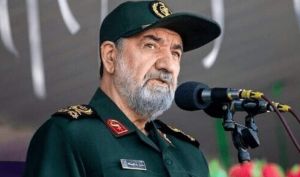 محسن رضایی: منتظر روز موعود باشید
