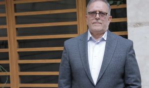 سیف: ذی‌نفعان روندهای فاسد مانع خروج بانک‌ها از بنگاه‌داری می‌شوند