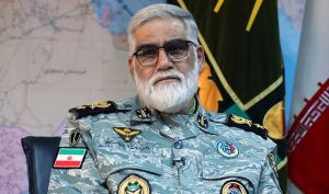 امیر پوردستان، رئیس مرکز مطالعات راهبردی ارتش: احتمال تغییر دکترین دفاعی به تهاجمی از سوی ایران وجود دارد