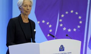 رئیس بانک مرکزی اروپا: جنگ با ایران تورم جهانی را افزایش می‌دهد