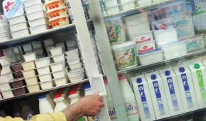 مرکز آمار: کاهش قیمت مرغ و موز در تیرماه؛ رشد شدید روغن و لبنیات نسبت به سال گذشته
