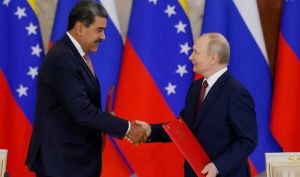 پوتین و مادورو توافقنامه همکاری استراتژیک امضا کردند
