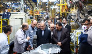 پزشکیان: تولید خودروهای کم‌مصرف و ارتقای کیفیت، ضرورت صنعت خودروسازی است