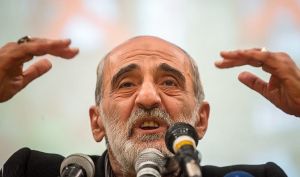 شریعتمداری مدیرمسئول کیهان: بسته شدن تنگه هرمز به روی غرب، نفت را ۲۰۰ دلاری می‌کند
