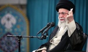 رهبر انقلاب: ملت ایران، دین و دانش خود را رها نخواهد کرد