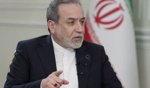 عراقچی: رهبر انقلاب و پزشکیان در سلامت هستند، فقط یک یا دو فرمانده نظامی به شهادت رسیده‌اند