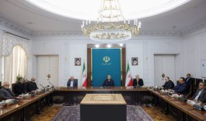 رییس جمهور: دولت قصد دارد مسئله ارز و رانت‌ها را یک‌بار برای همیشه حل کند