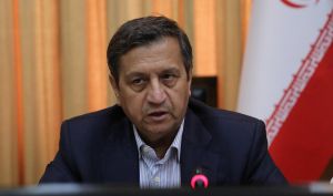همتی: بانک‌ها همزمان با کنترل نقدینگی، تأمین مالی تولید را با سرعت بیشتری دنبال کنند