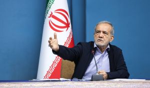 رئیس‌جمهور: به جای حل مشکلات، گرفتار تغییر آدم‌ها و نگاه سیاسی به همه امور شده‌ایم