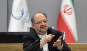شریعتمداری، مدیرعامل هلدینگ خلیج فارس: واگذاری شتاب‌زده و غیرکارشناسی واحدهای پتروشیمی موجب فروپاشی زنجیره ارزش این صنعت شد