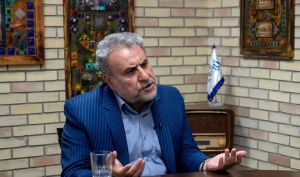 فلاحت پیشه: ۸۴ درصد نفت عبوری از تنگه هرمز به چین و هند می‌رود؛ باید به سراغ مذاکره با آمریکا رفت