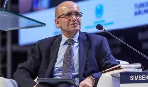 وزیر دارایی ترکیه: جنگ ایران تورم را ۷ واحد درصد افزایش داد