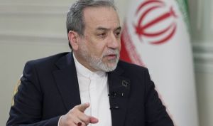 عراقچی: ایران برای هر سناریویی آماده است؛ غافلگیری‌های زیادی در آستین داریم