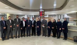 مدیرعامل بانک سرمایه به طور سرزده از شعبه میدان فاطمی و واحد مستقل ارزی غرب تهران بازدید کرد