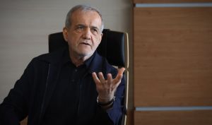 پزشکیان: اگر بیکاری و آسیب ها را مدیریت کرده بودیم بسیاری از اتفاقات دی ماه رخ نمی‌داد