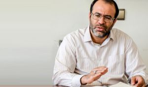 سخنگوی کمیسیون اقتصادی مجلس: افزایش بسته‌ های اینترنت طبق محاسبات شرکت‌ ها باشد
