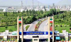 وقوع حریق در پتروشیمی شازند