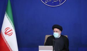 رئیسی: تا زمان عرضه کالا برگ الکترونیکی، کمک هزینه معیشتی پرداخت می‌ کنیم