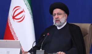 رئیسی: اقتصاد کشور را به مذاکره و مانند آن گره نمی‌زنیم