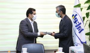 سرپرست جدید شرکت نفت ایرانول / مومنی جایگزین زارع‌ پور شد