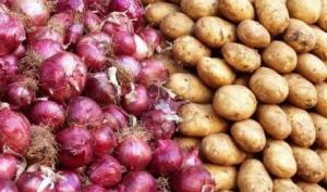 چرایی افزایش قیمت سیب‌ زمینی و پیاز