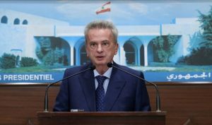 رئیس بانک مرکزی لبنان: خبر ورشکستگی نادرست است