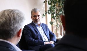 طراحی سامانه گزارش‌ دهی به ذینفعان و سهامداران شرکت آتیه در دستور کار قرار گیرد