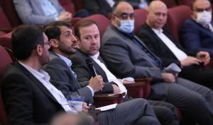 مدیر عامل فولاد مبارکه: از طرح مباحث کلی و تکراری اجتناب کنیم / فولاد مبارکه راهکار مناسب برای گذر از چالش‌ های صنعت فولاد را دارد