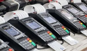 بانک مرکزی: تمام کارتخوان‌ ها تا پایان هفته دارای پرونده مالیاتی می‌ شوند