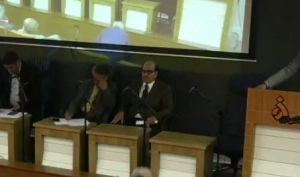سهامداران «حاریا» دست خالی از مجمع برگشتند
