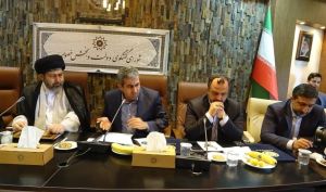 خاندوزی: نباید به سمت ممنوعیت صادرات برویم