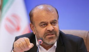 خواهش رستم قاسمی از دستگاه‌های دولتی؛ زمین‌های بلااستفاده را به وزارت راه بدهید