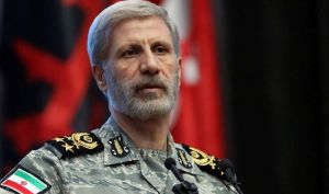 فرمانده کل ارتش: سر سوزن به دشمن اعتماد نداریم/ می‌دانستیم دشمن به تفاهمنامه پای‌بند نخواهد بود