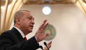 سقوط دوباره لیر ترکیه پس از اظهارات اردوغان درباره اخراج سفرای ۱۰ کشور
