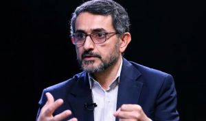 نماینده مجلس: با موشک خرمشهر، آبراهام لینکلن را می‌زنیم / در صورت حمله آمریکا، ترامپ باید برای نفت 500 دلاری آماده شود