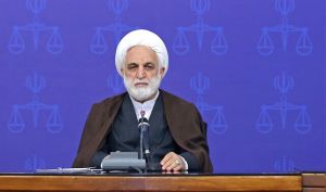 جلسه مفید رئیس قوه قضائیه و دادستان کل کشور با رئیس سازمان بورس/ عشقی: تا پایان امسال سامانه های جدید نظارتی مستقر می شوند