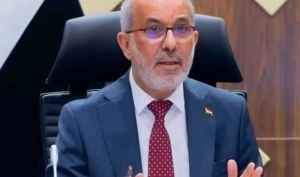 وزیر نفت عراق: مذاکراتی با ایران درباره «تسهیل عبور نفتکش‌ها از تنگه هرمز» در جریان است