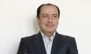 معاون سازمان خصوصی‌سازی بر اثر کرونا درگذشت