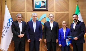 قدردانی هیئت‌مدیره از عوامل اجرایی بانک دی در نمایشگاه کیش اینوکس 2022