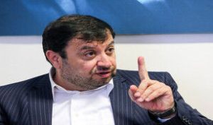 فیروز آبادی: قطع اینترنت به شکل کنونی توجیه ناپذیر است/ اگر پزشکیان بخواهد می تواند اینترنت را باز کند