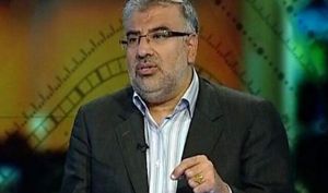 وزیر نفت: سهامداران پالایشگاه ها باید عمده سود خود را در طرح‌های توسعه‌ای سرمایه گذاری کنند