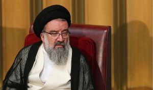امام جمعه تهران: دست آن رزمنده‌‌ای که سه کشتی را در تنگه هرمز زد درد نکند