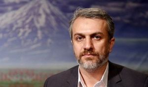 فاطمی امین: سهام دولت در ایران خودرو و سایپا واگذار می‌شود