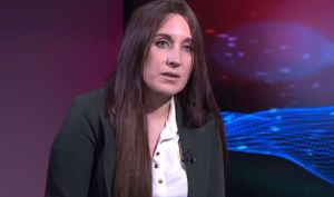 واکنش تسنیم به مصاحبه جدید شکدم: شاباک و موساد احتمال جدی می‌دهند که او عنصر نفوذی ایران در رژیم باشد / تلاش می‌کند با فحاشی به ایران و رهبرانش، این اطمینان را به اسرائیلی‌ها بدهد که واقعاً علقه‌ای به ایران و نظامش ندارد