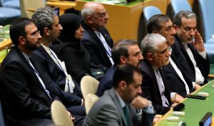 آسوشیتدپرس: آمریکا محدودیت تردد دیپلمات‌های ایرانی در نیویورک و ممنوعیت خرید دیپلمات‌ها از برخی فروشگاه‌ها را بررسی می‌کند
